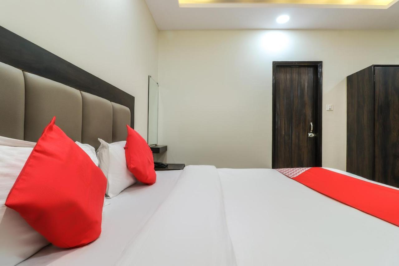 โอโย 62485 โฮเต็ล ซิตี้ พาเลซ Hotel กานปูร์ ภายนอก รูปภาพ
