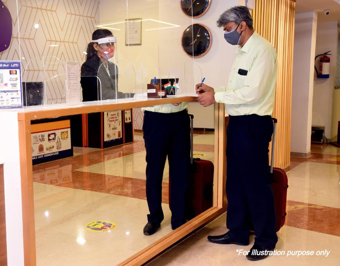 โอโย 62485 โฮเต็ล ซิตี้ พาเลซ Hotel กานปูร์ ภายนอก รูปภาพ